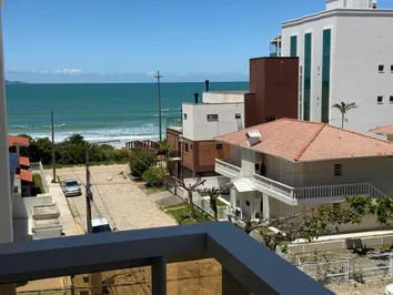 APTO 2 DORMITÓRIOS - 50M DO MAR - CANTO NORTE