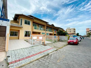 SOBRADO COM 2 DORMITÓRIOS - CENTRO SOBRADO COM 2 DORMITÓRIOS - CENTRO
