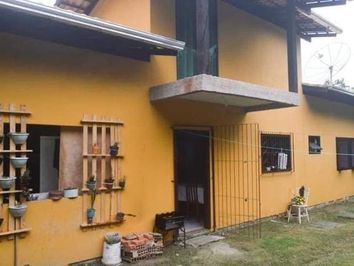 CASA COM 3 DORMITÓRIOS CASA COM 3 DORMITÓRIOS
