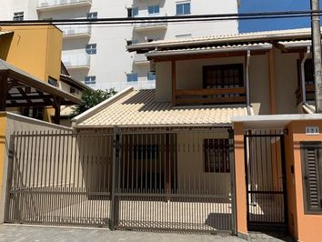 SOBRADO E - PRAIA DE BOMBAS SOBRADO E - PRAIA DE BOMBAS
