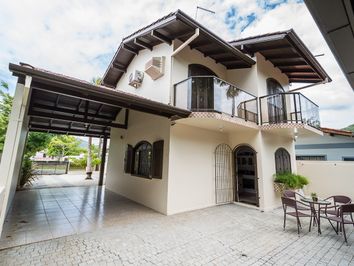 CASA AMPLA EM MORRINHOS - 3 DORM CASA AMPLA EM MORRINHOS - 3 DORM