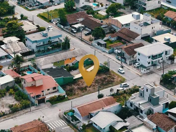 Terreno à Venda em Bombas - Bombinhas - Rua Juriti Terreno à Venda em Bombas - Bombinhas - Rua Juriti