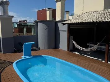 Cobertura duplex com piscina privativa em Quatro Ilhas Cobertura duplex com piscina privativa em Quatro Ilhas