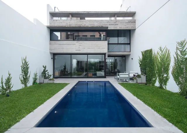 Casa com piscina