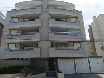 COBERTURA COM VISTA PARA O MAR NA PRAIA DE BOMBAS