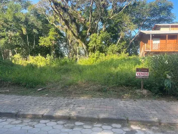 TERRENO A VENDA NA PRAIA DE BOMBAS