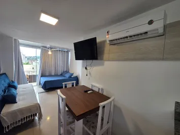 COBERTURA STUDIO COM PISCINA PRIVATIVA 