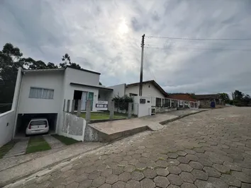 VENDE-SE DUAS CASAS LOCALIZADAS NO BAIRRO PINHEIRO