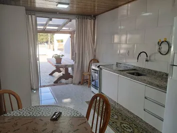 Casa com 3 quartos, Praia de Palmas - Governador Celso Ramos Casa com 3 quartos, Praia de Palmas - Governador Celso Ramos