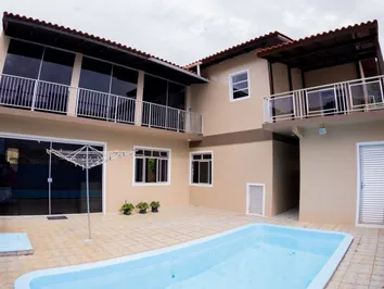 Casa com 5 quartos à Venda - Calheiros Casa com 5 quartos à Venda - Calheiros