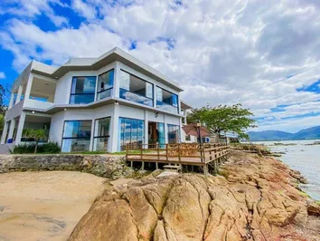 Linda casa frente mar - Balneário São Miguel Linda casa frente mar - Balneário São Miguel