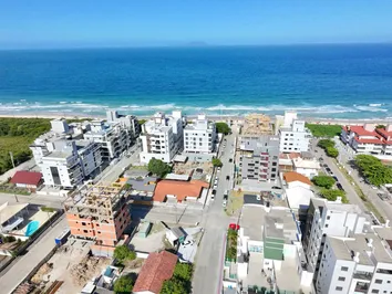 COD. 183 - APTO 16 - TEMPORADA