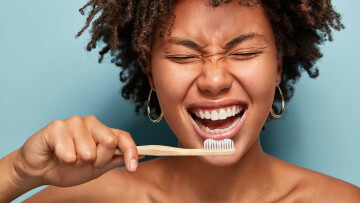 Como fazer a higiene oral Como fazer a higiene oral