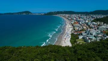 Praia de Bombas