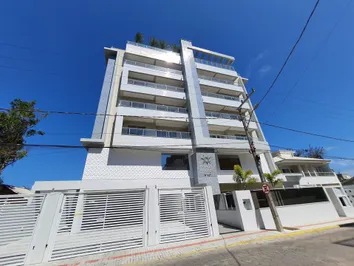 APARTAMENTO 03 DORMITÓRIOS Á VENDA NA PRAIA DE BOMBAS/SC