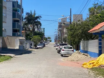 TERRENO A VENDA NA PRAIA DE BOMBAS/ BOMBINHAS SC. 