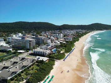 UNIDADES ALTO PADRÃO FRENTE MAR NA PRAIA DE MARISCAL