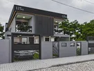 fachada-sobrado-3-suites-praia-zimbros-bombinhas-sc