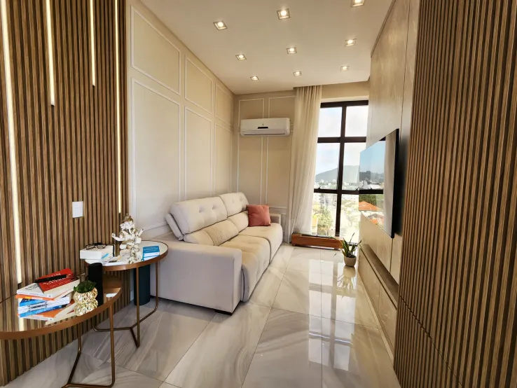 v886 (8).jpg v886 (8).jpg