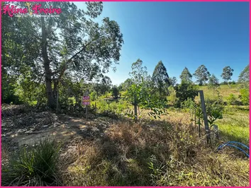 Lote - Cód 735 Lote - Cód 735