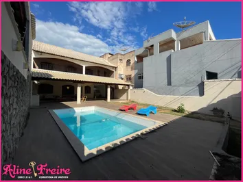 Casa Duplex com piscina - Cód 847
