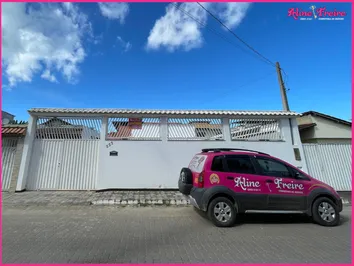 Casa com piscina - cod 930 Casa com piscina - cod 930