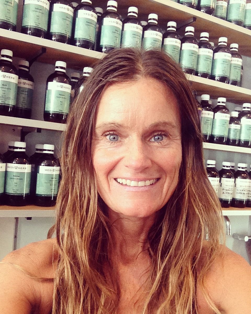 chrissie, naturopath, herbs, supplement, natural health