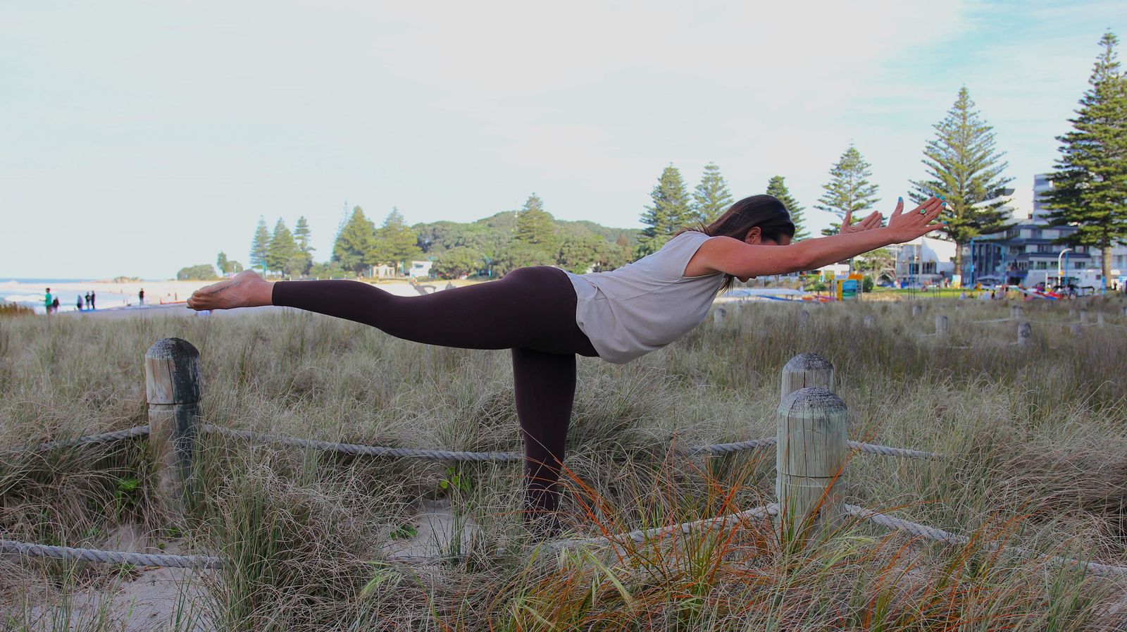 Simhi Yoga’s Lioness Library — a women’s yoga and meditation membership with on-demand classes, beginner yoga, guided meditations, live sessions, and workshops to help women reconnect with themselves and unleash their inner strength.