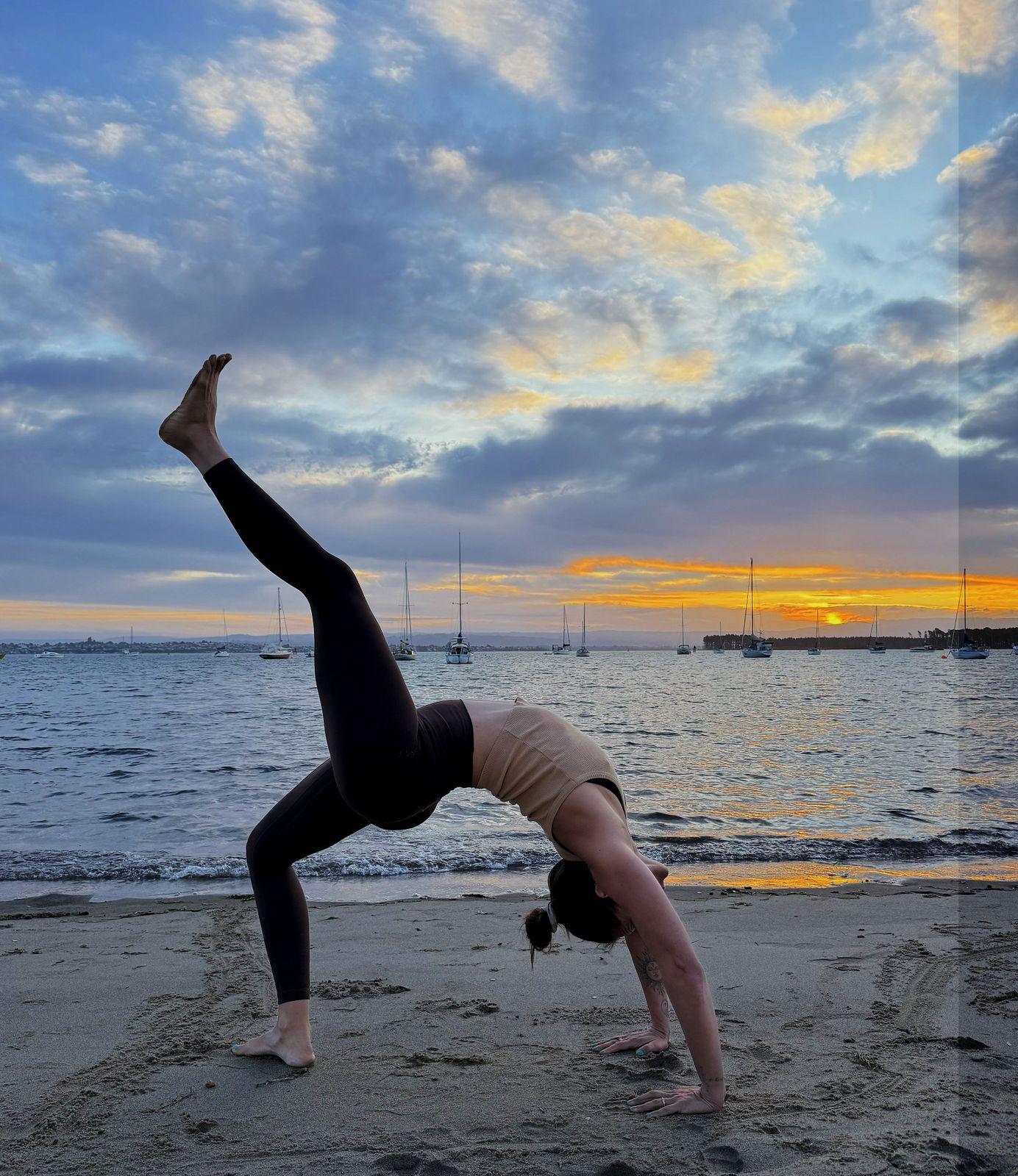 Simhi Yoga’s Lioness Library — a women’s yoga and meditation membership with on-demand classes, beginner yoga, guided meditations, live sessions, and workshops to help women reconnect with themselves and unleash their inner strength.”