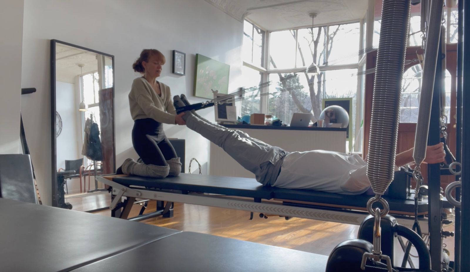 Private Pilates, solo Pilates, individual Pilates, Pilates lessons, personal training, restorative exercise, restorative movement, natural movement, 