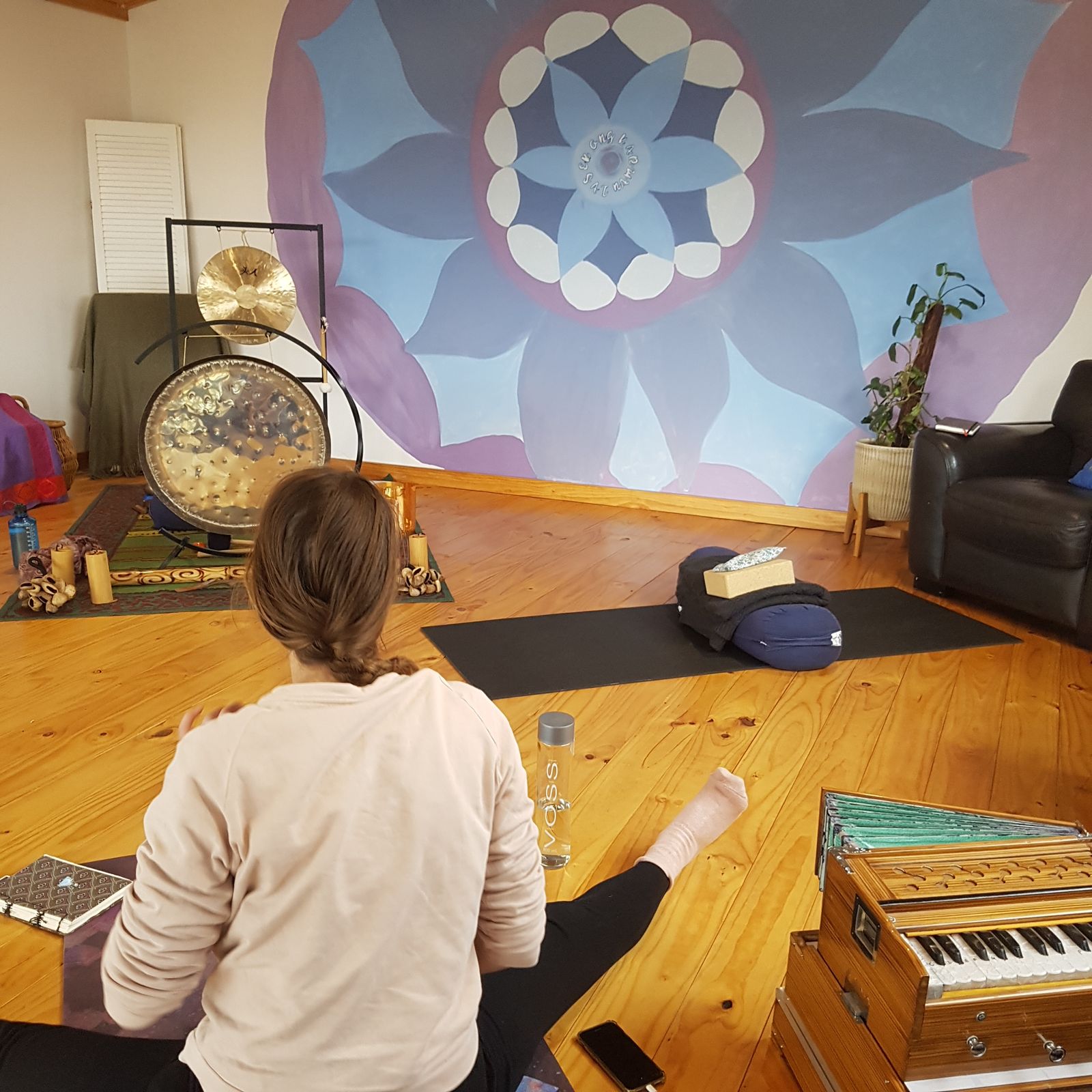 yoga-kyneton-stress-wellness-relaxation-energy