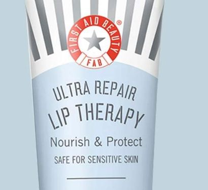 lip therapy dry lips self care