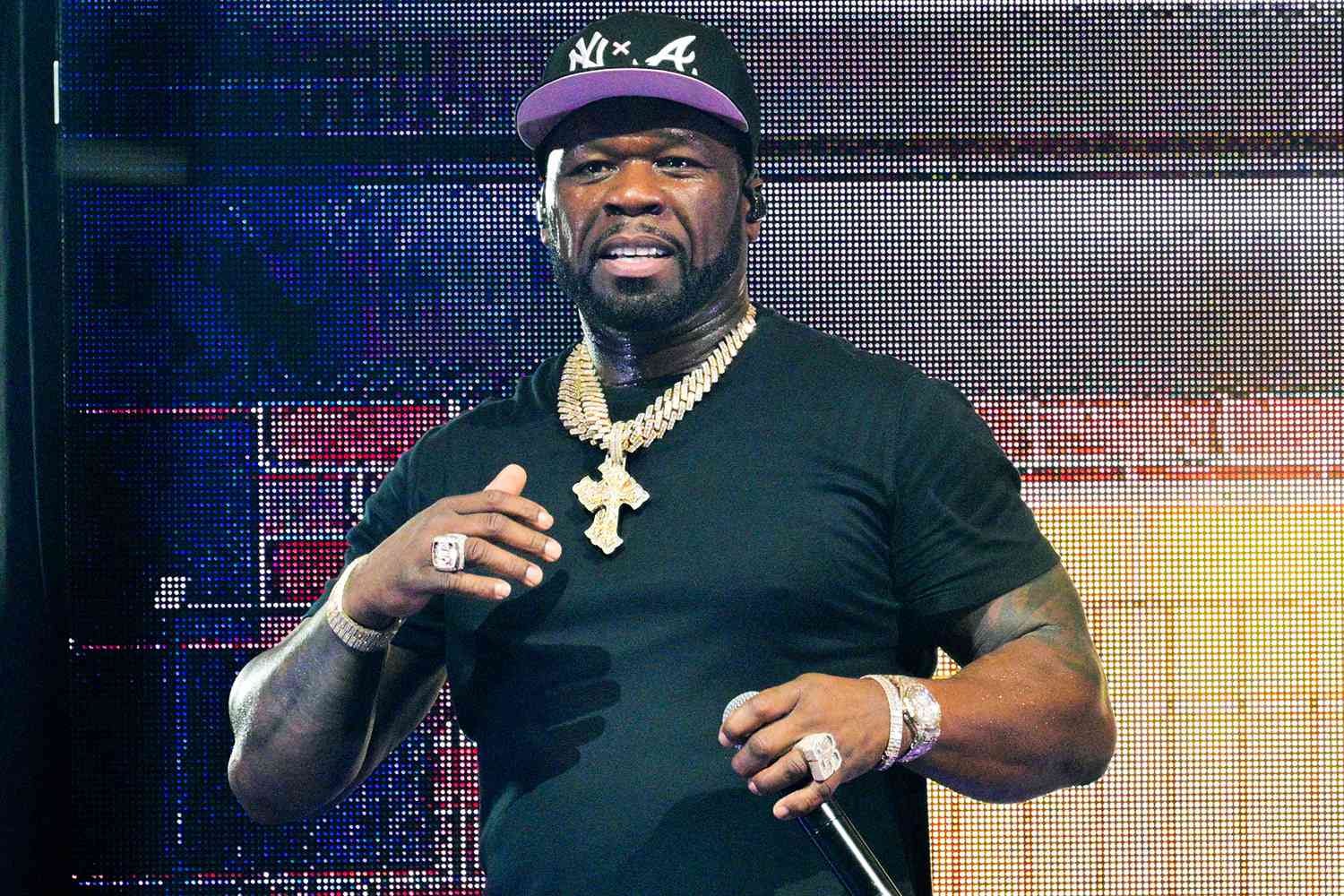 50 Cent Avoids Criminal Charge for Mic-Throwing Case: Report