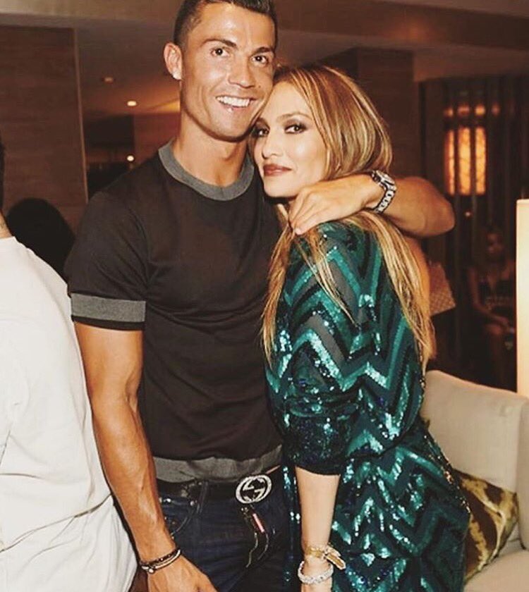 TheCristianoFan  on X: "Cristiano Ronaldo & Jennifer Lopez.  https://t.co/kw9LCHqOQa" / X