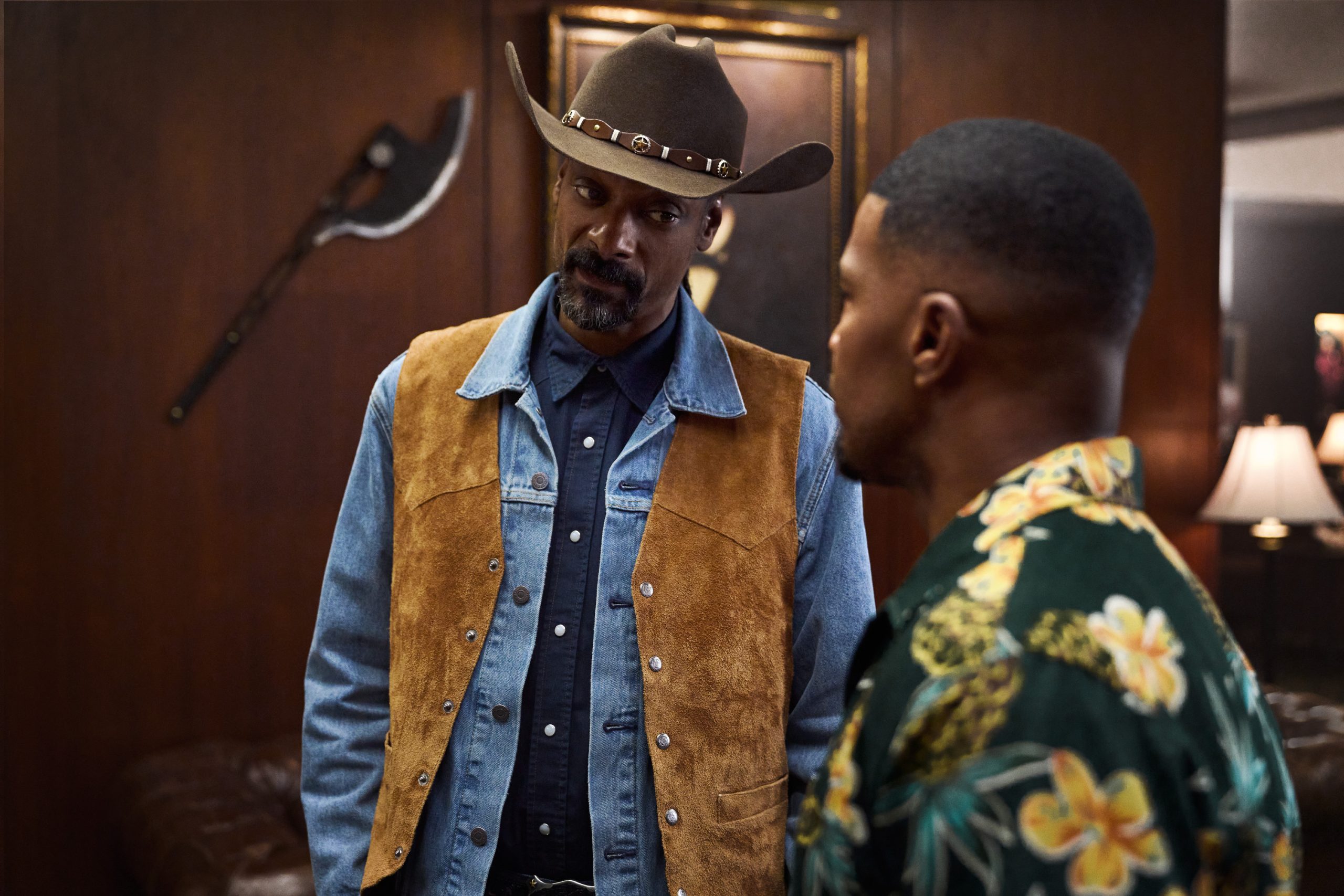 Jamie Foxx and Snoop Dogg in Day Shift 