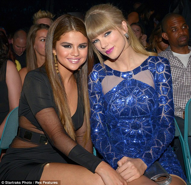 Taylor Swift hints at how she REALLY feels about Selena Gomez's boyfriend Justin Bieber | Daily Mail Online