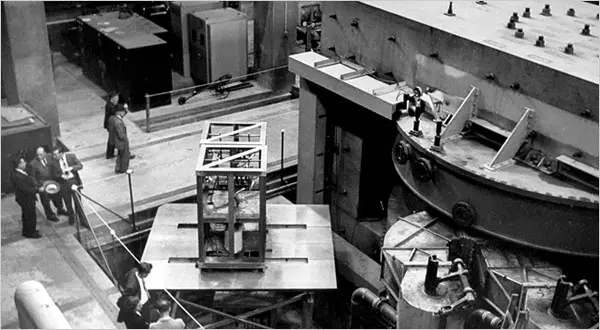 When Did The Manhattan Project Start