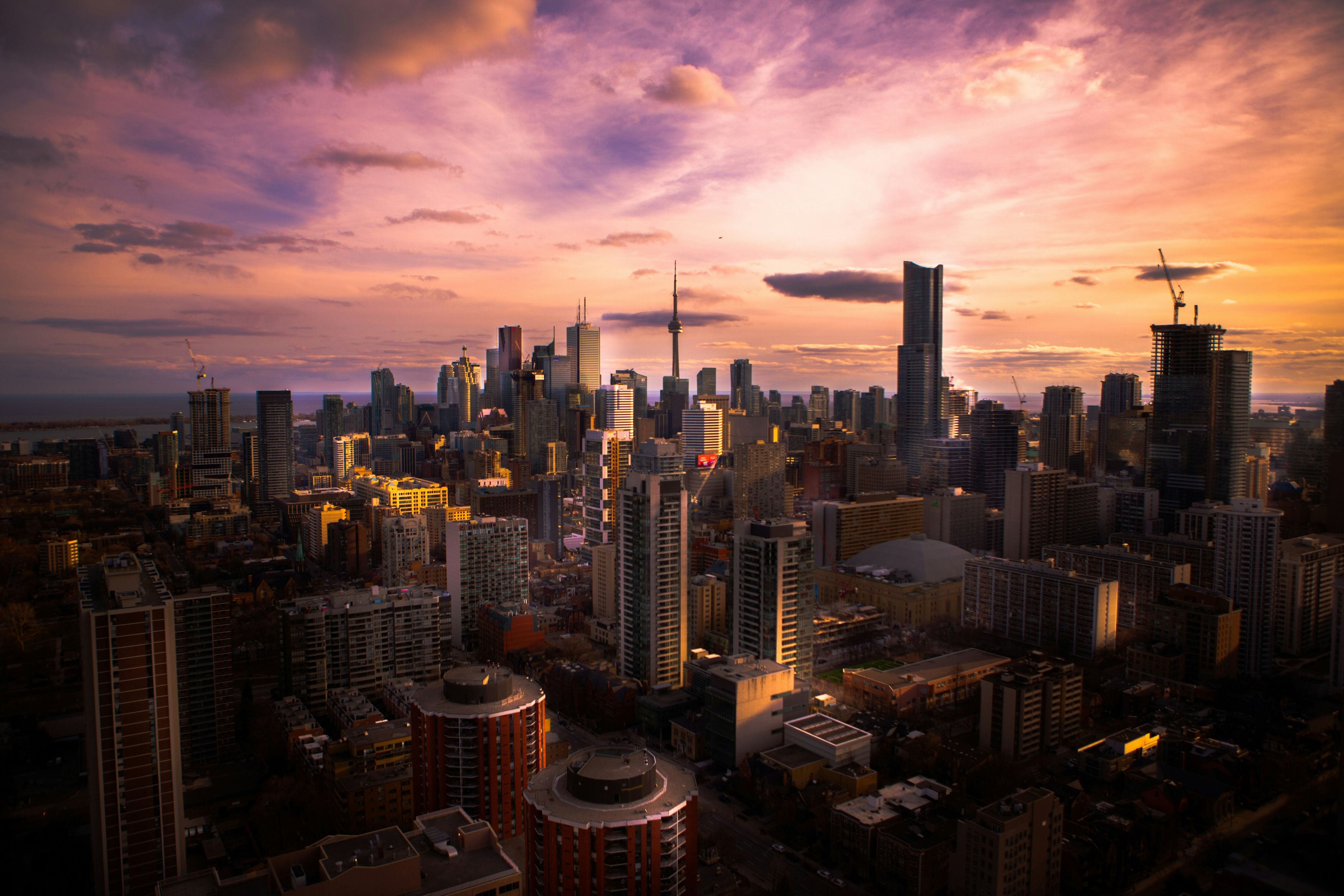 How to pay for parking in Toronto?