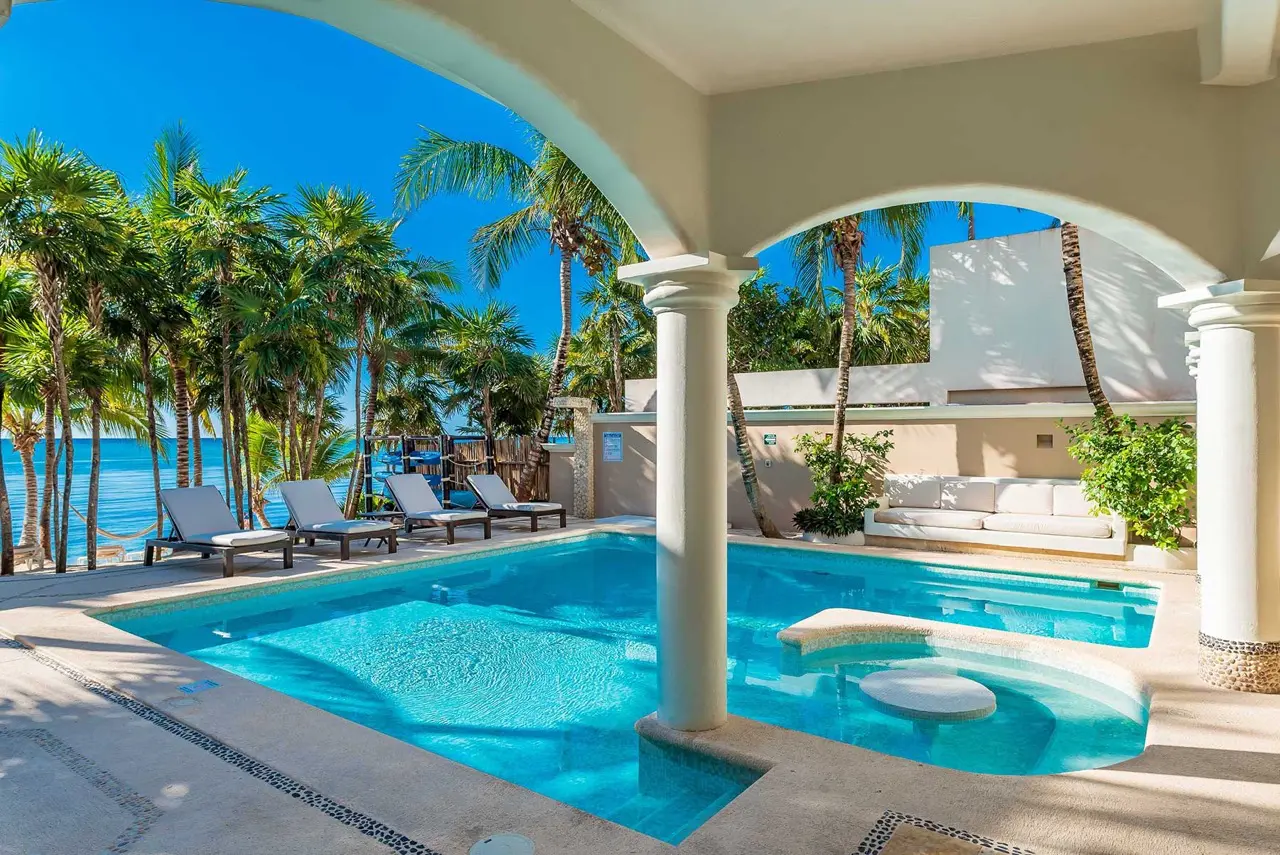 6 Beds 6 Baths  House For Sale In Tulum [77772]