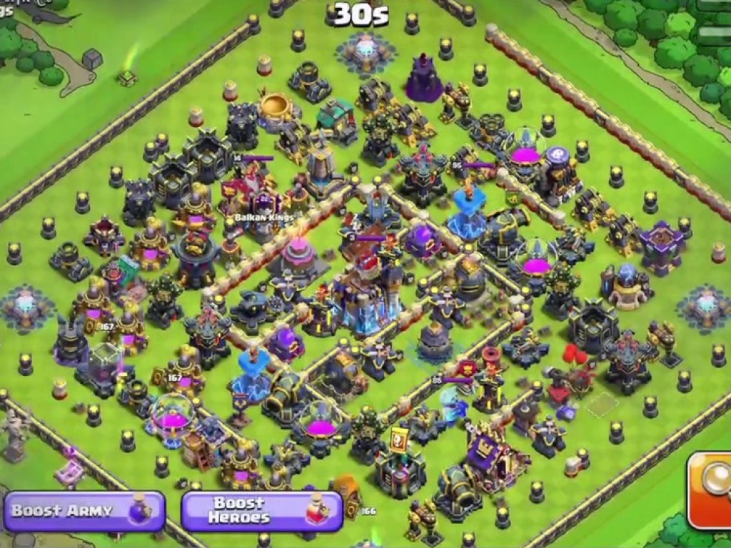 TH18 war base layout