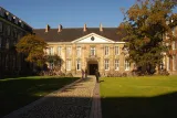 Pope's College