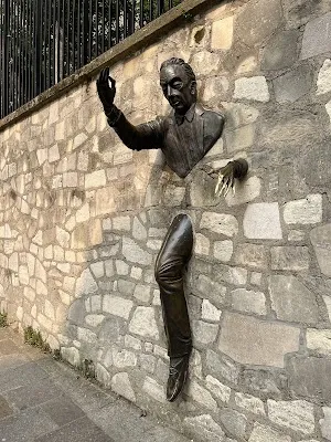 Le Passe-Muraille