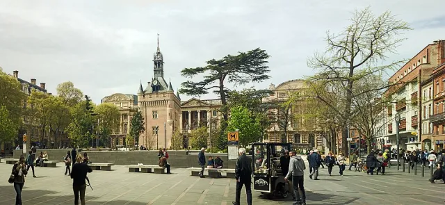 Square Charles-de-Gaulle