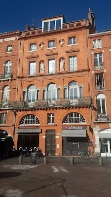 Carmes Square