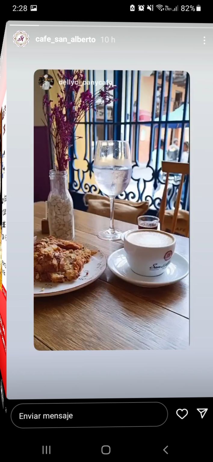 Tarde de Domingoy un buen cafe😊😊😊😊🔥🔥🔥🔥