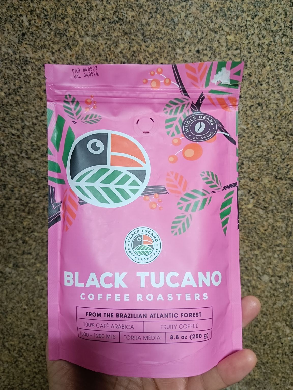 Café que já conheço a mais de dois anos e nunca falta aqui em casa! Um café que surpreende pelas notas doces frutadas, acompanhada de uma acidez média que torna a experiência ainda mais incrível! Recomendo!!!