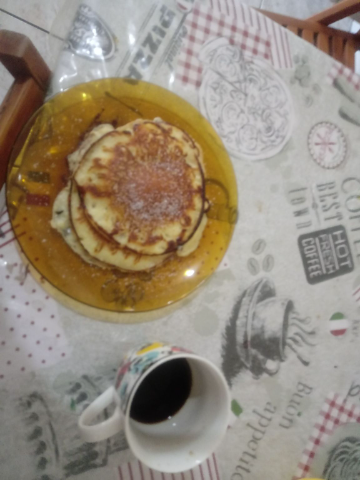 Melhor combinação com café! Café com panquecas doces!