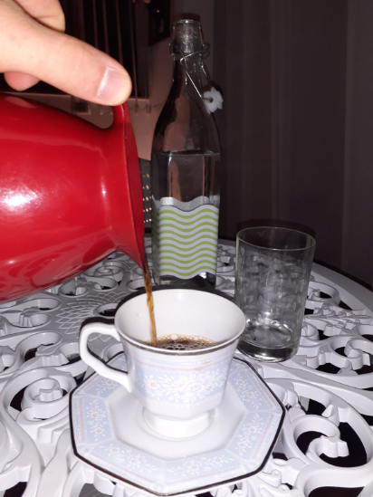 Coffe at 22:54, without losing a good night of sleep? Yes, we can!. Orfeu coffee decaffeinated.  