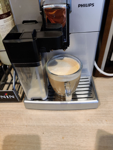 Coffee photo review barista cafe specialty coffee