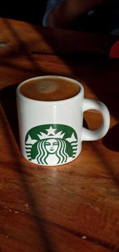 Um cafezinho para animar o dia!!